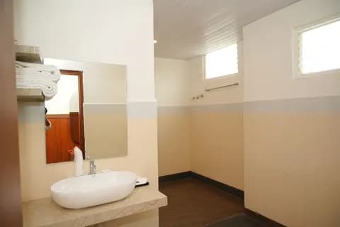 Suite Room image 3