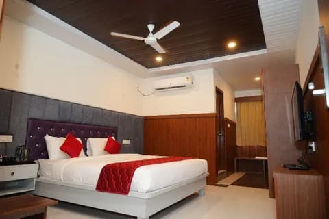 Superior Double Room image 1