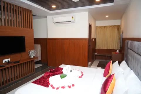 Suite Room image 2